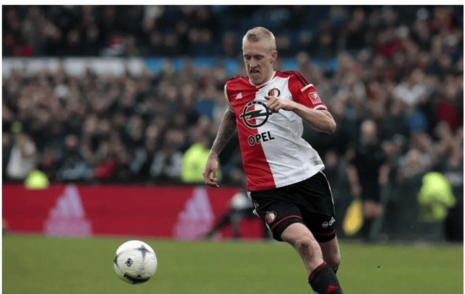 窗口期意甲焦点战，费耶诺德再遭质疑，更衣室稳定，控场能力受关注